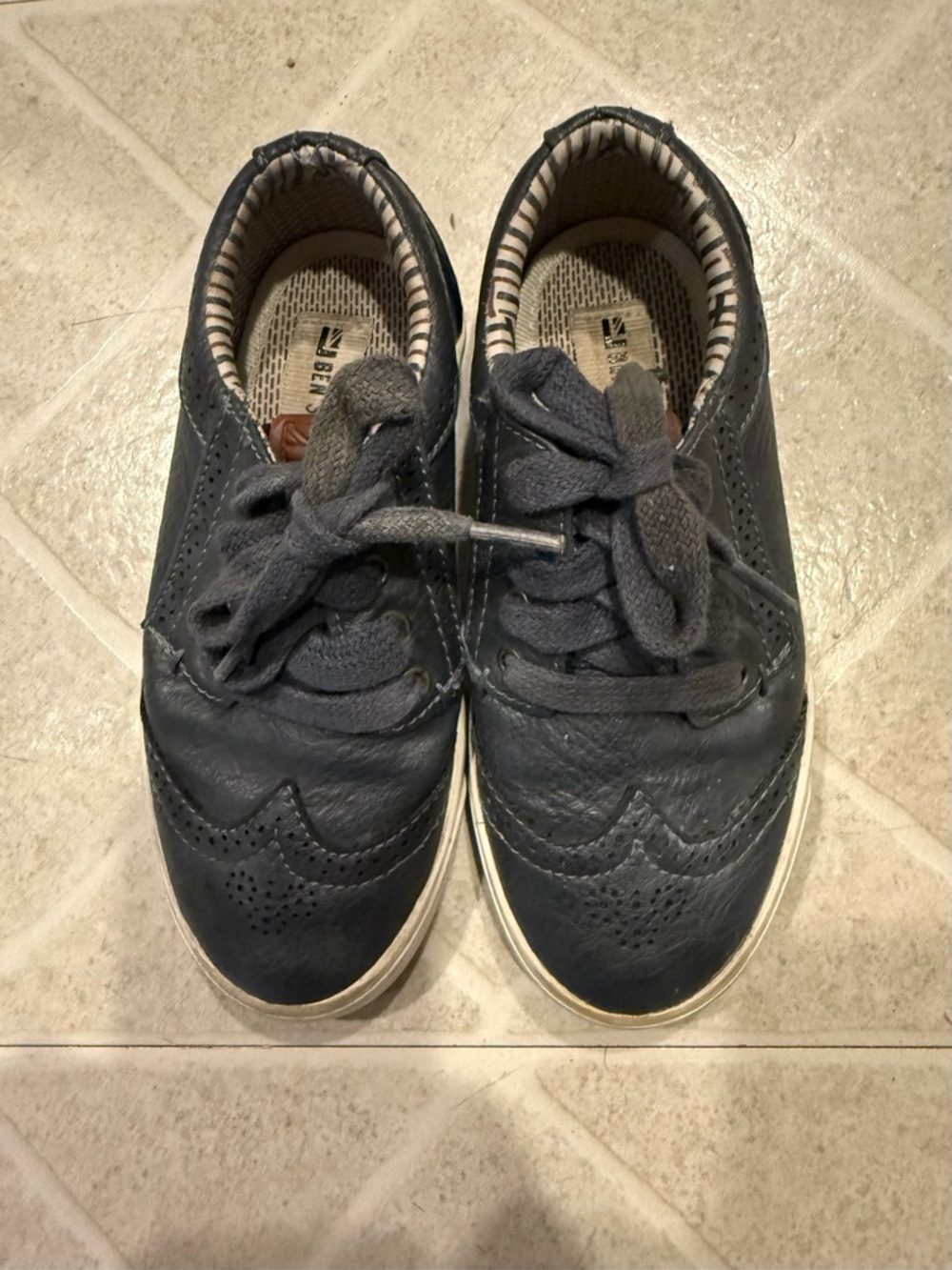 Ben Sherman Youth Boys Size 12 Lace Shoes